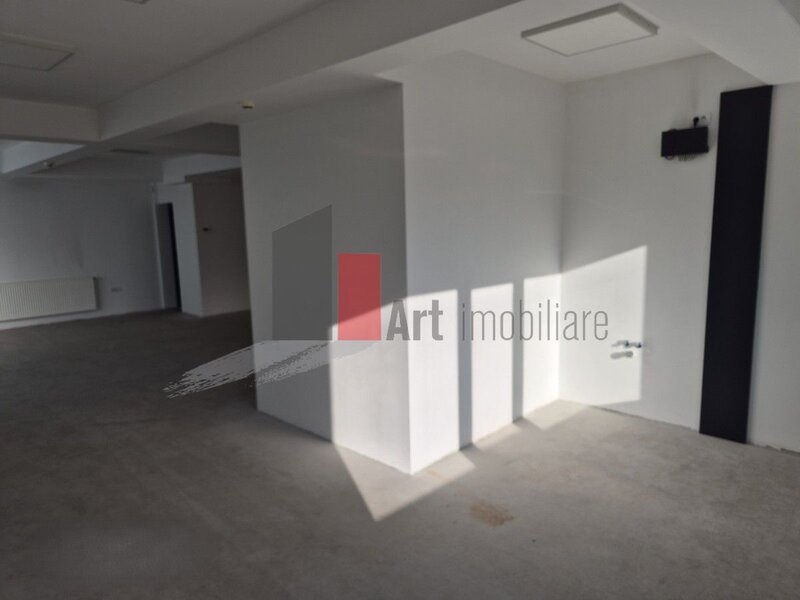 Timisoara Spatiu comercial de inchiriat in zona Plaza/Blvd Timisoara